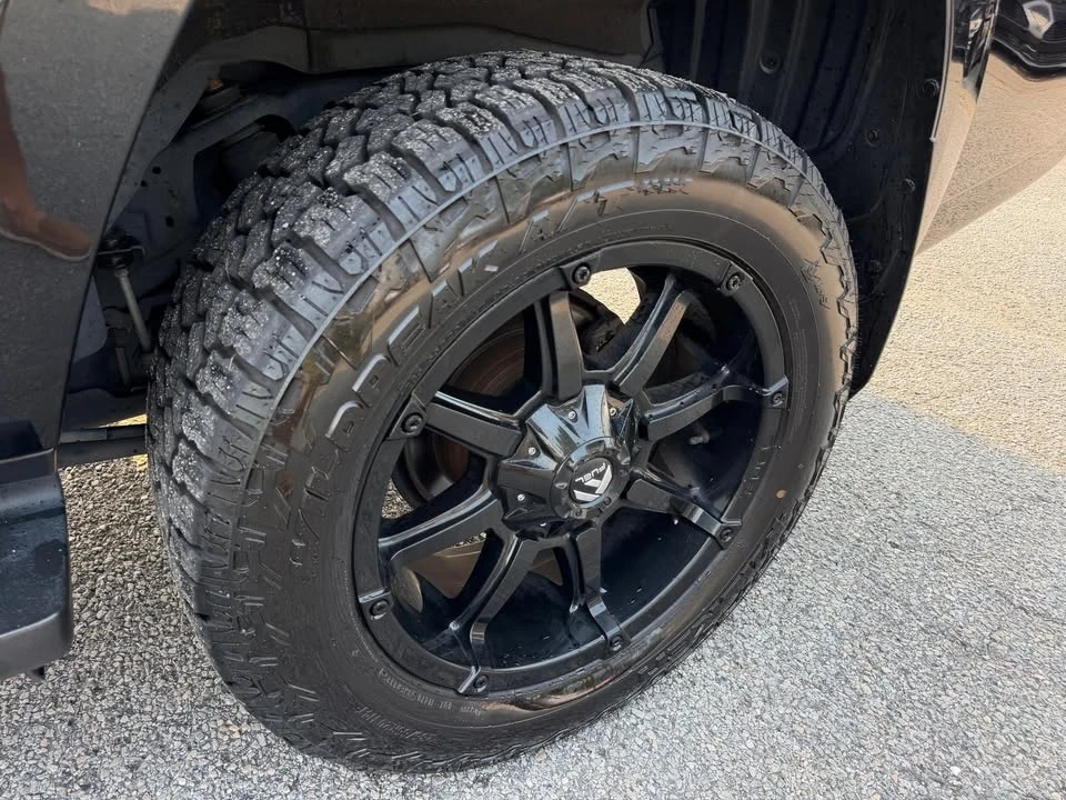 2018 Toyota 4Runner 5th Gen - Image 9 of 20