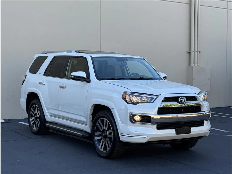 2018 Toyota 4Runner 5th Gen - Image 3 of 20