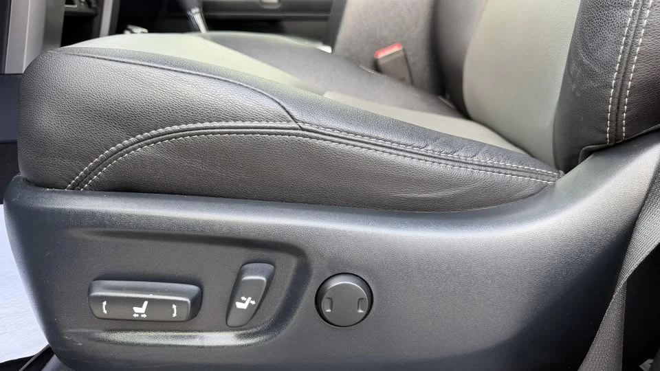 2018 Toyota 4Runner 5th Gen - Image 17 of 20