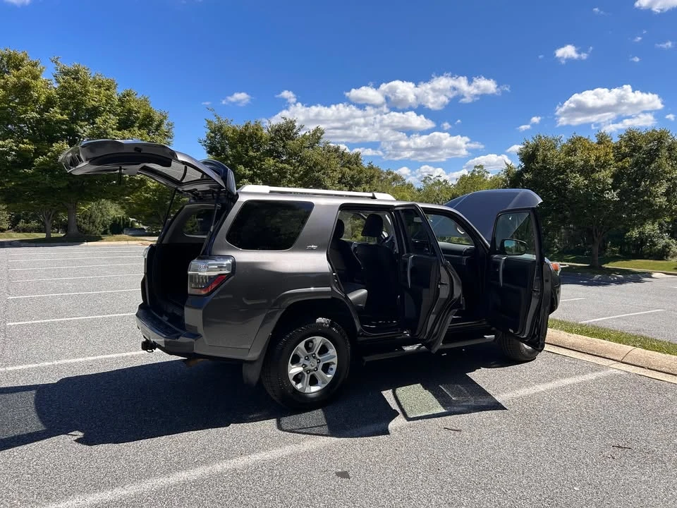2018 Toyota 4Runner 5th Gen - Image 9 of 20