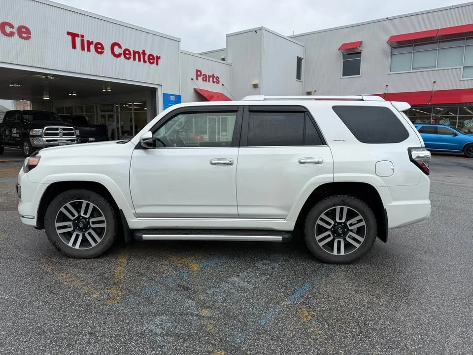2018 Toyota 4Runner 5th Gen - Image 2 of 8