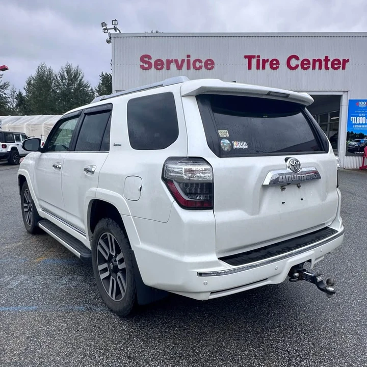 2018 Toyota 4Runner 5th Gen - Image 5 of 10