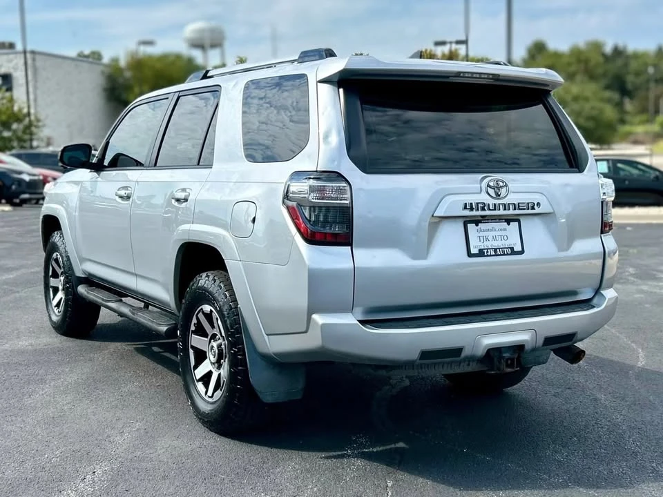 2018 Toyota 4Runner 5th Gen - Image 3 of 20