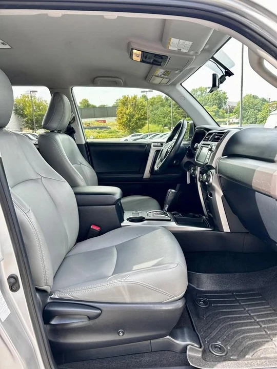 2018 Toyota 4Runner 5th Gen - Image 15 of 20