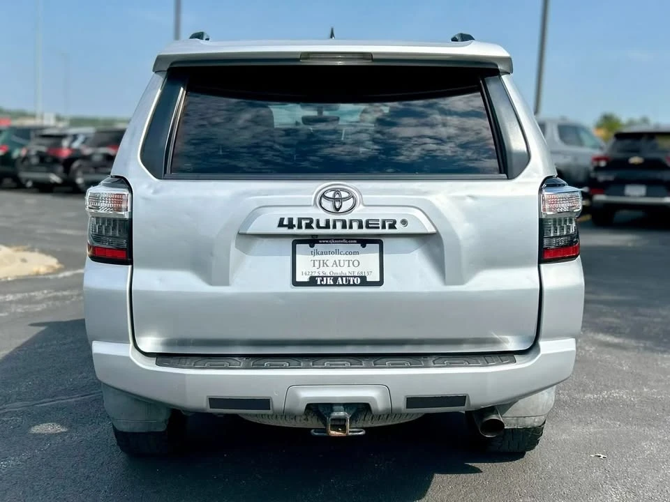 2018 Toyota 4Runner 5th Gen - Image 4 of 20