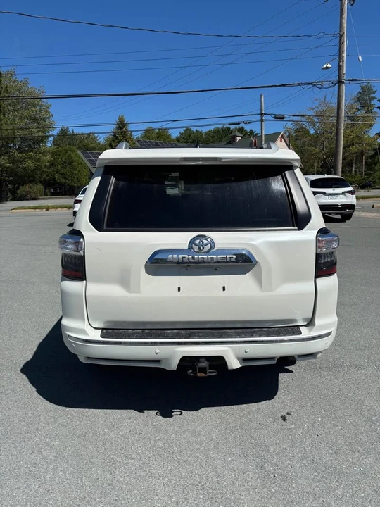 2018 Toyota 4Runner 5th Gen - Image 6 of 10