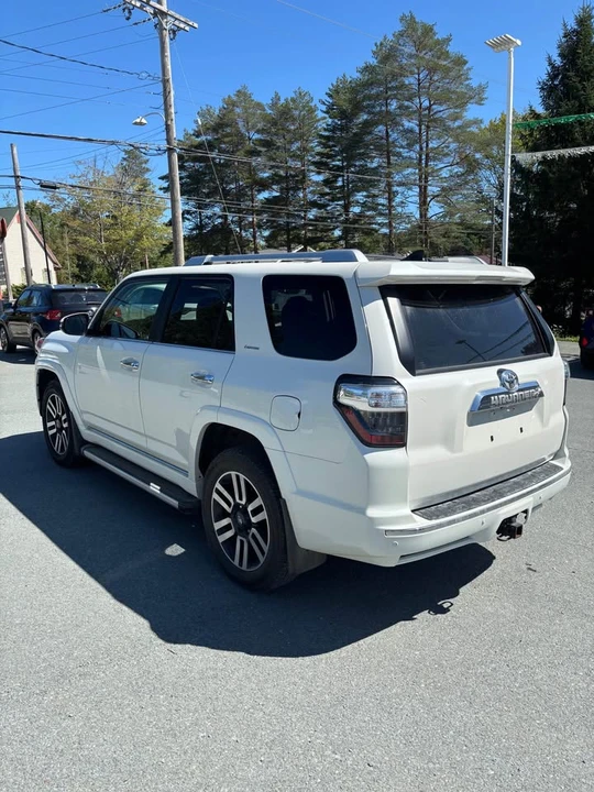 2018 Toyota 4Runner 5th Gen - Image 3 of 10