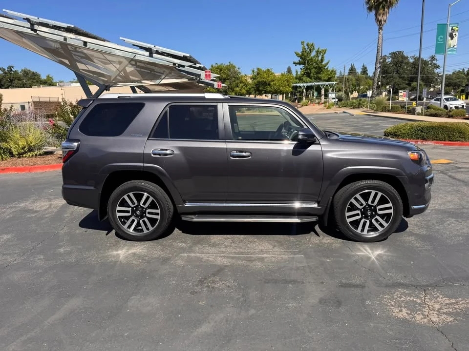 2018 Toyota 4Runner 5th Gen - Image 7 of 20