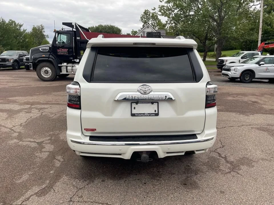 2018 Toyota 4Runner 5th Gen - Image 6 of 20