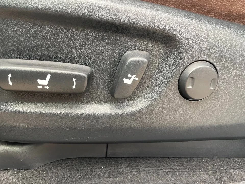 2018 Toyota 4Runner 5th Gen - Image 15 of 20