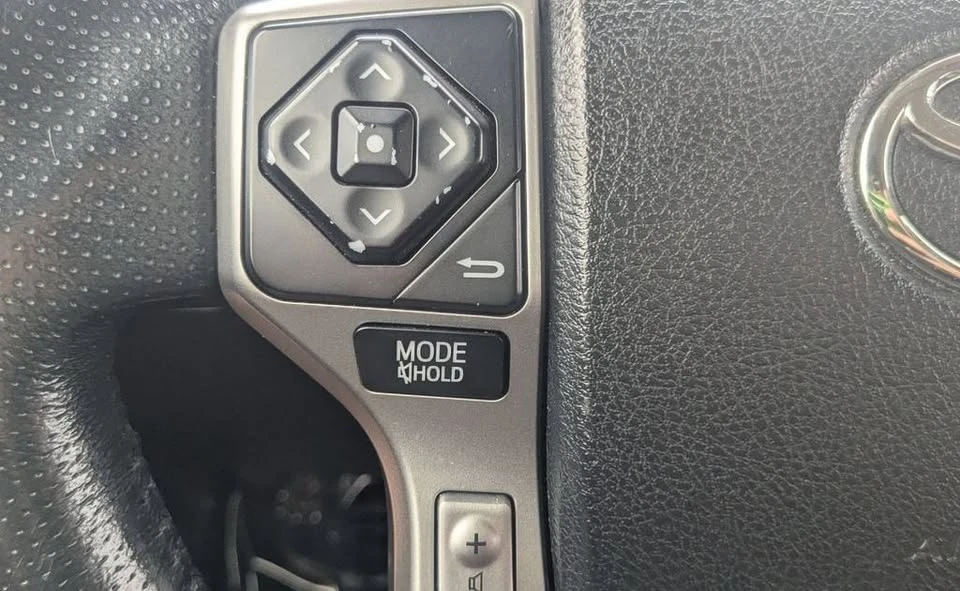 2018 Toyota 4Runner 5th Gen - Image 12 of 20