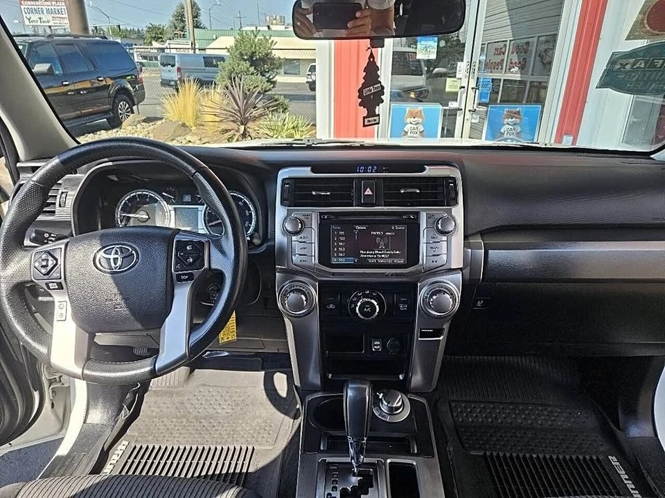 2018 Toyota 4Runner 5th Gen - Image 14 of 17