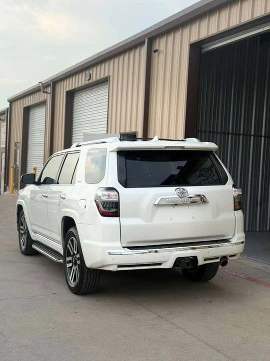 2018 Toyota 4Runner 5th Gen - Image 8 of 12