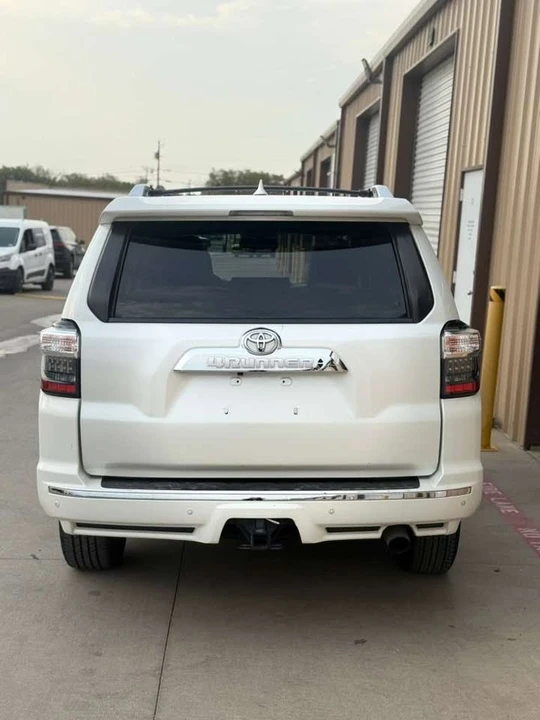 2018 Toyota 4Runner 5th Gen - Image 9 of 12
