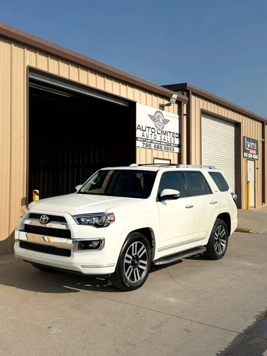 2018 Toyota 4Runner 5th Gen - Image 10 of 12