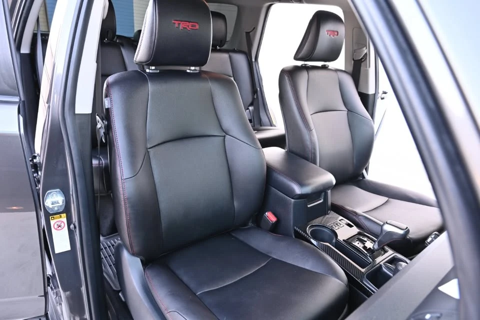 2018 Toyota 4Runner 5th Gen - Image 17 of 20