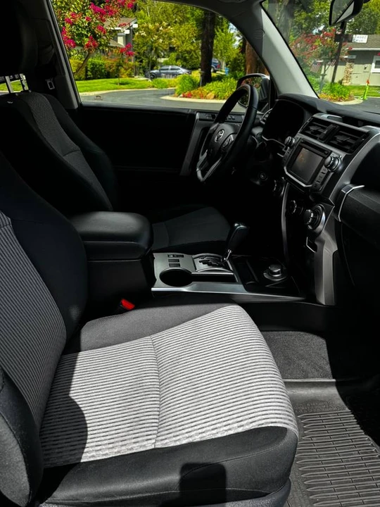 2018 Toyota 4Runner 5th Gen - Image 6 of 10
