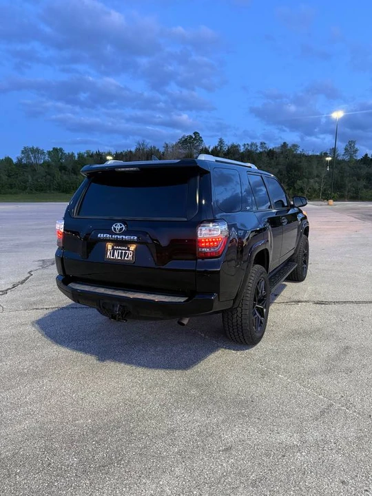 2018 Toyota 4Runner 5th Gen - Image 7 of 9