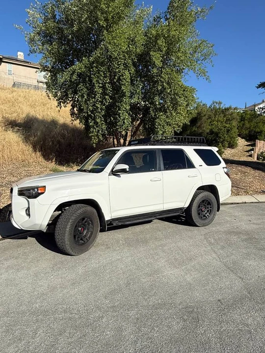 2018 Toyota 4Runner 5th Gen - Image 4 of 5