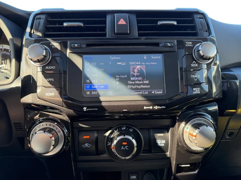 2018 Toyota 4Runner 5th Gen - Image 15 of 19