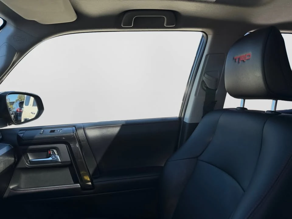 2018 Toyota 4Runner 5th Gen - Image 18 of 19