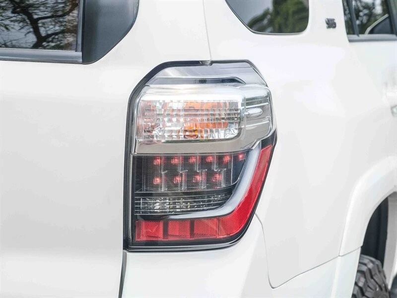 2018 Toyota 4Runner 5th Gen - Image 9 of 21
