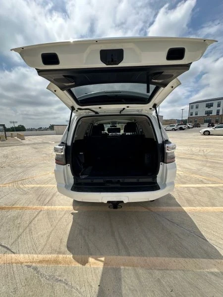 2018 Toyota 4Runner 5th Gen - Image 6 of 12