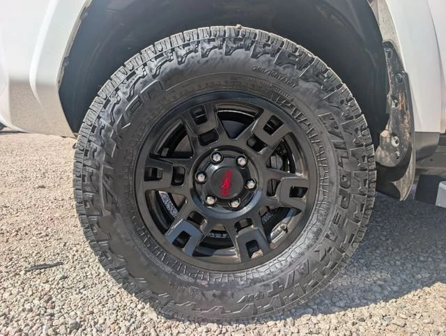 2018 Toyota 4Runner 5th Gen - Image 13 of 20