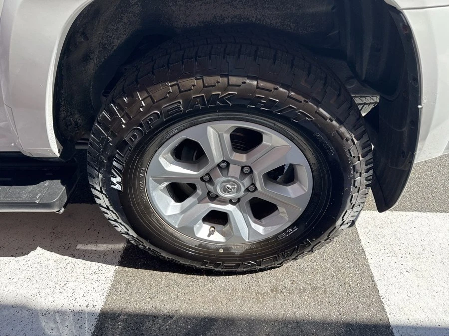 2018 Toyota 4Runner 5th Gen - Image 14 of 20