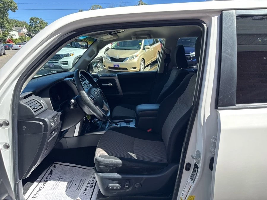 2018 Toyota 4Runner 5th Gen - Image 16 of 20