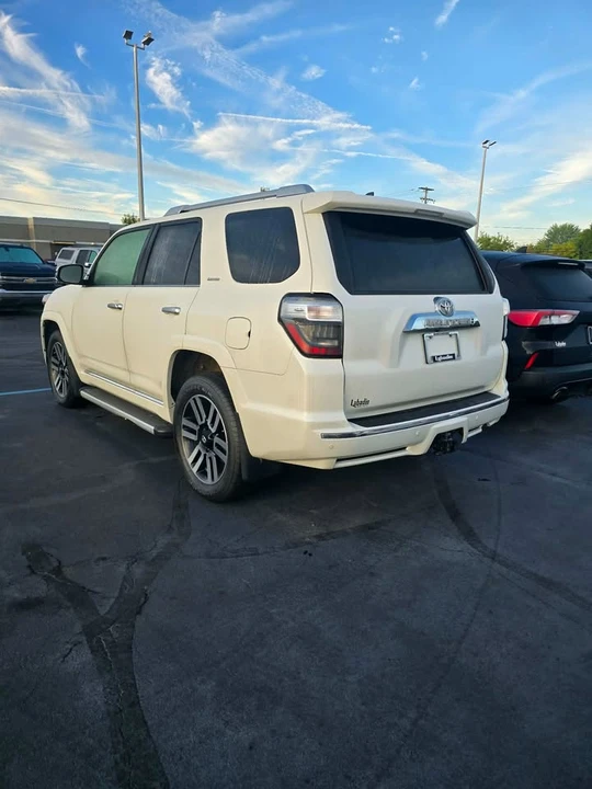 2018 Toyota 4Runner 5th Gen - Image 4 of 11