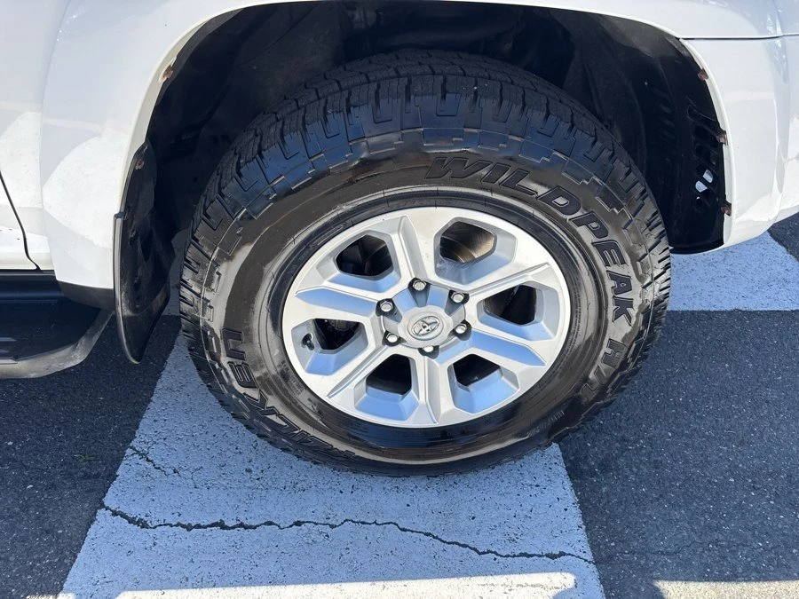 2018 Toyota 4Runner 5th Gen - Image 12 of 20