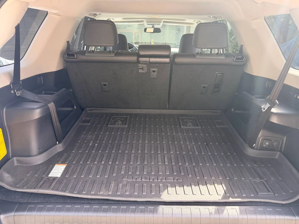 2018 Toyota 4Runner 5th Gen - Image 8 of 9