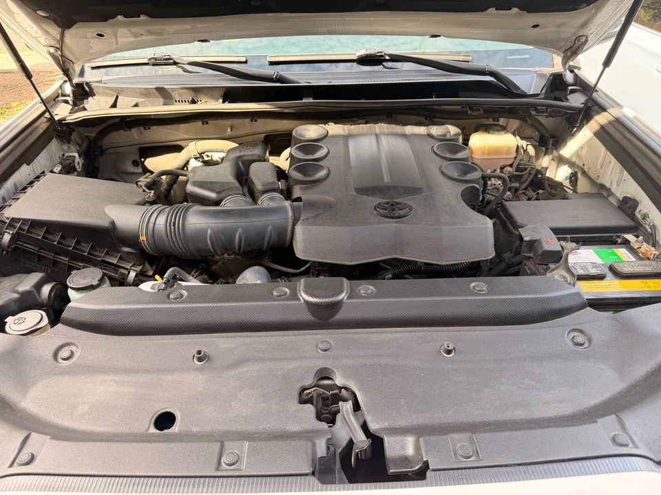 2018 Toyota 4Runner 5th Gen - Image 9 of 9