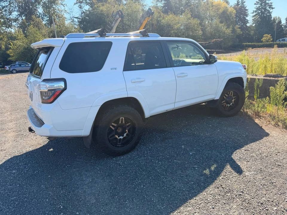 2018 Toyota 4Runner 5th Gen - Image 3 of 9