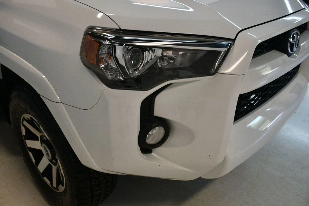 2018 Toyota 4Runner 5th Gen - Image 10 of 12