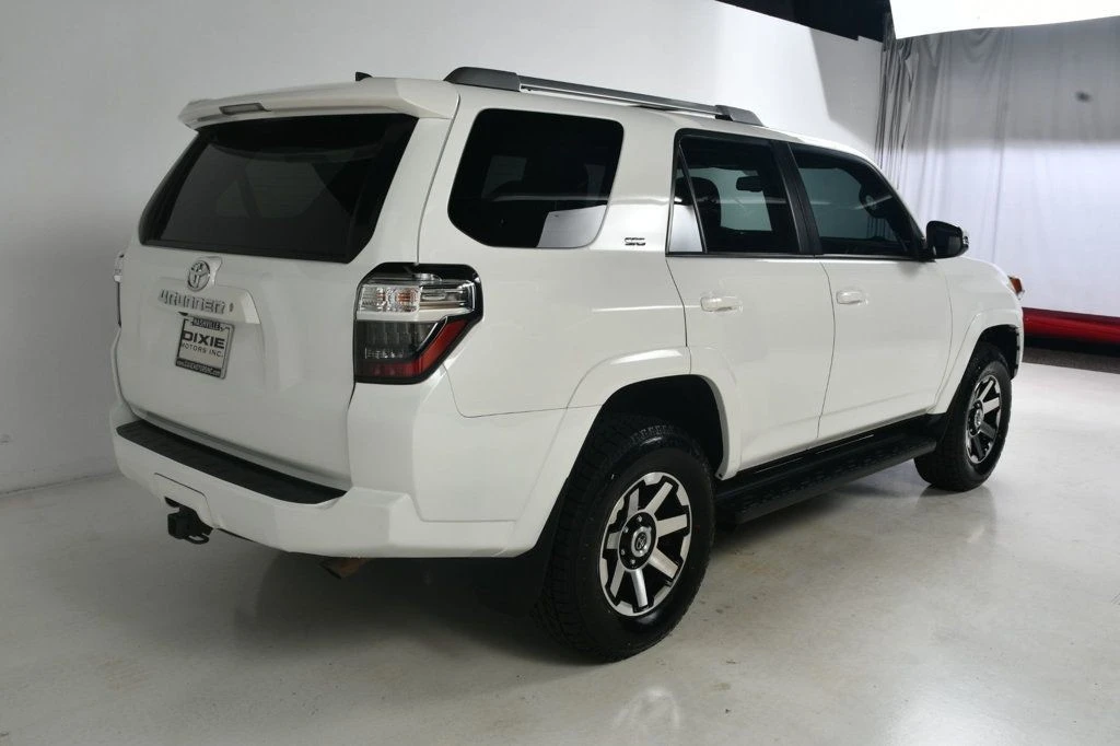 2018 Toyota 4Runner 5th Gen - Image 9 of 12