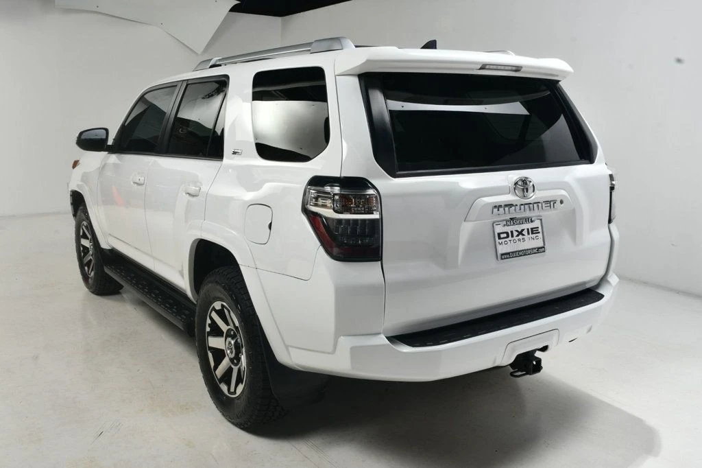 2018 Toyota 4Runner 5th Gen - Image 8 of 12