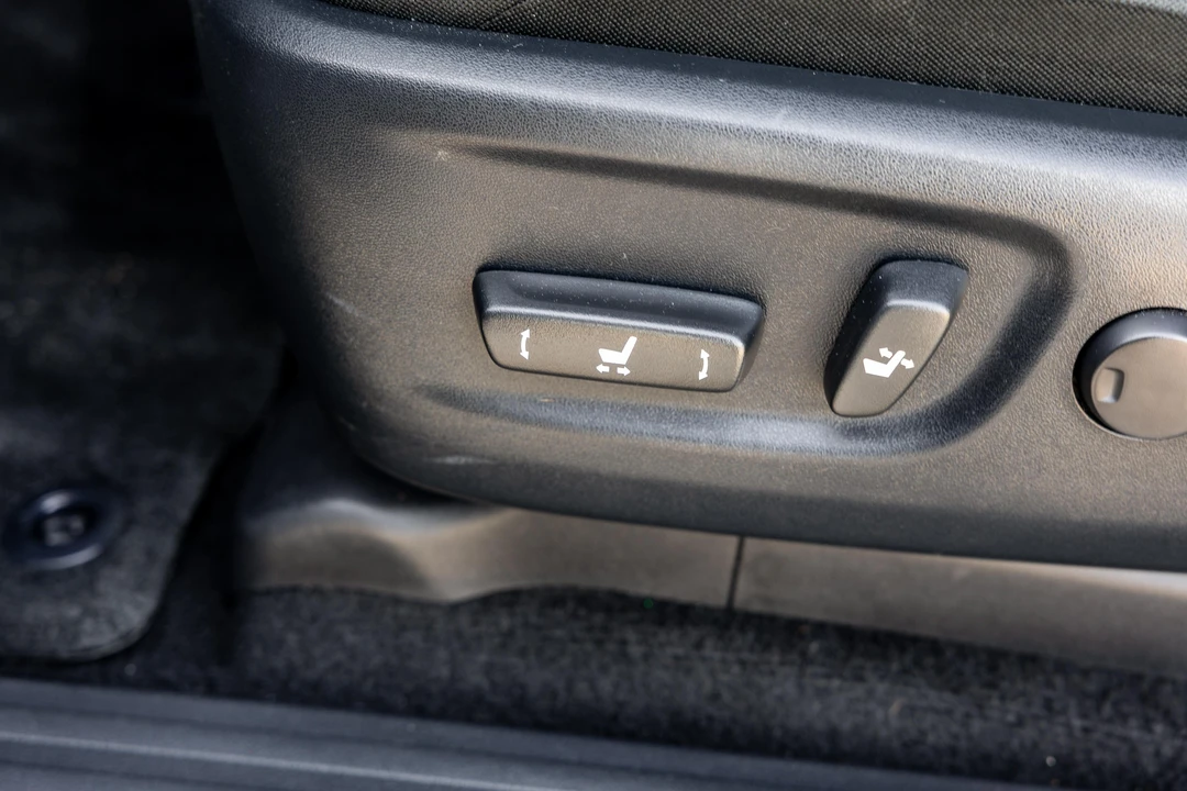 2018 Toyota 4Runner 5th Gen - Image 21 of 31