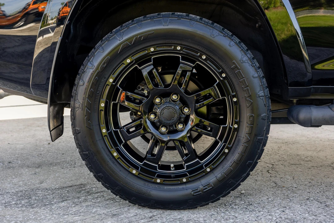 2018 Toyota 4Runner 5th Gen - Image 14 of 31