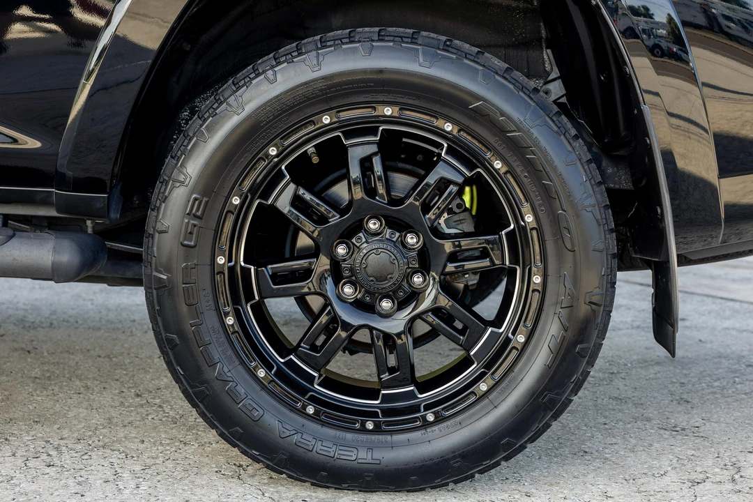 2018 Toyota 4Runner 5th Gen - Image 16 of 31