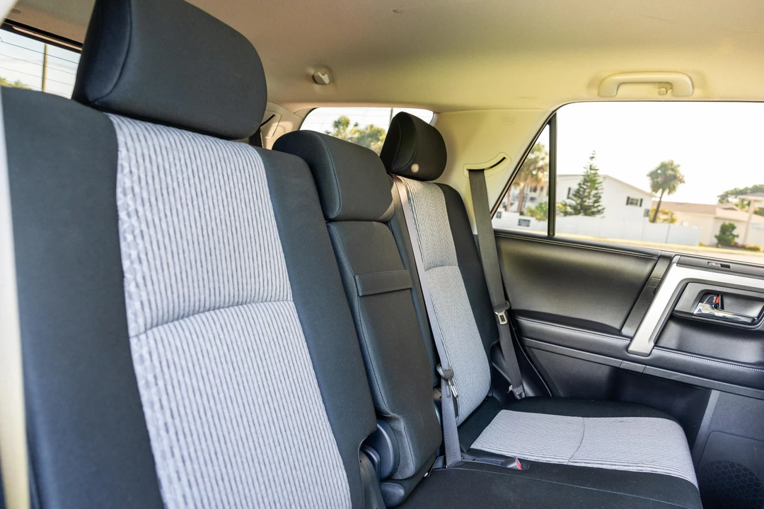 2018 Toyota 4Runner 5th Gen - Image 25 of 31