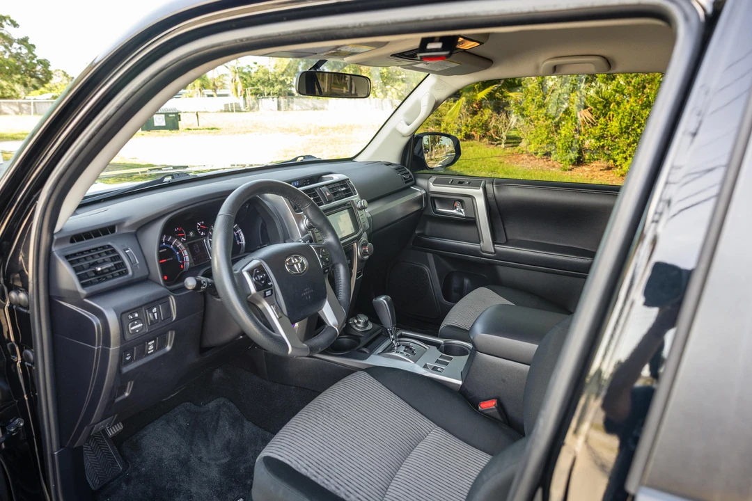 2018 Toyota 4Runner 5th Gen - Image 30 of 31