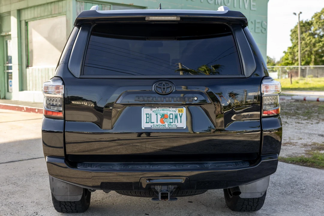 2018 Toyota 4Runner 5th Gen - Image 5 of 31