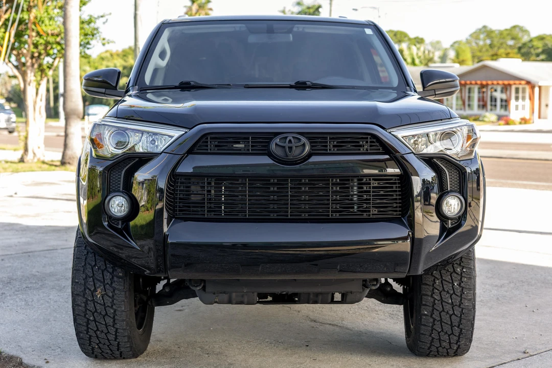 2018 Toyota 4Runner 5th Gen - Image 2 of 31