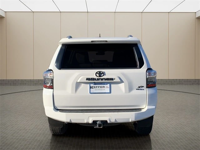 2018 Toyota 4Runner 5th Gen - Image 4 of 12