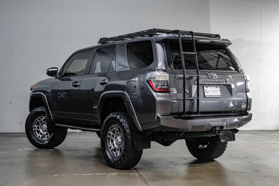 2018 Toyota 4Runner 5th Gen - Image 16 of 31