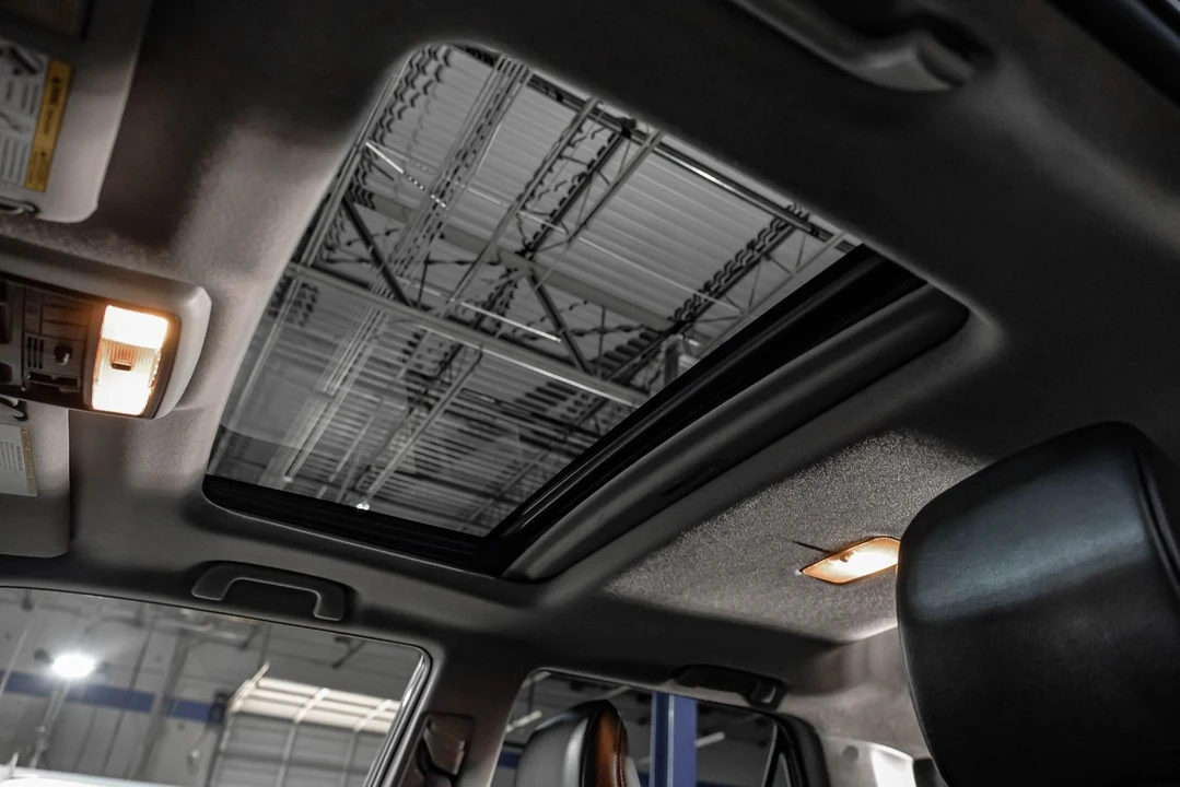 2018 Toyota 4Runner 5th Gen - Image 5 of 31