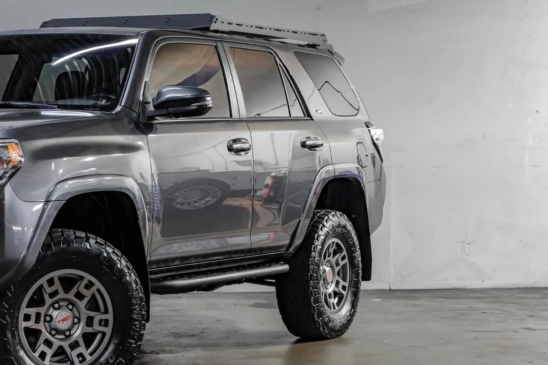 2018 Toyota 4Runner 5th Gen - Image 10 of 31