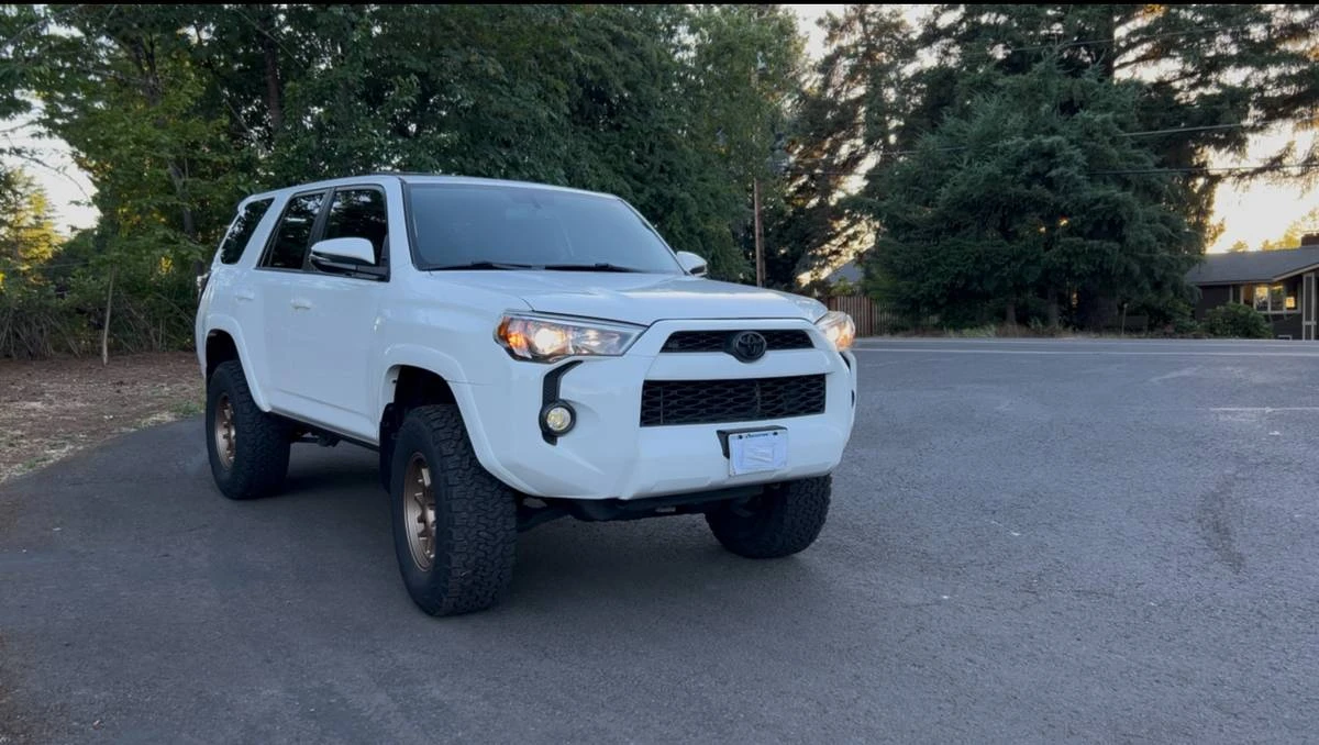2018 Toyota 4Runner 5th Gen - Image 3 of 8